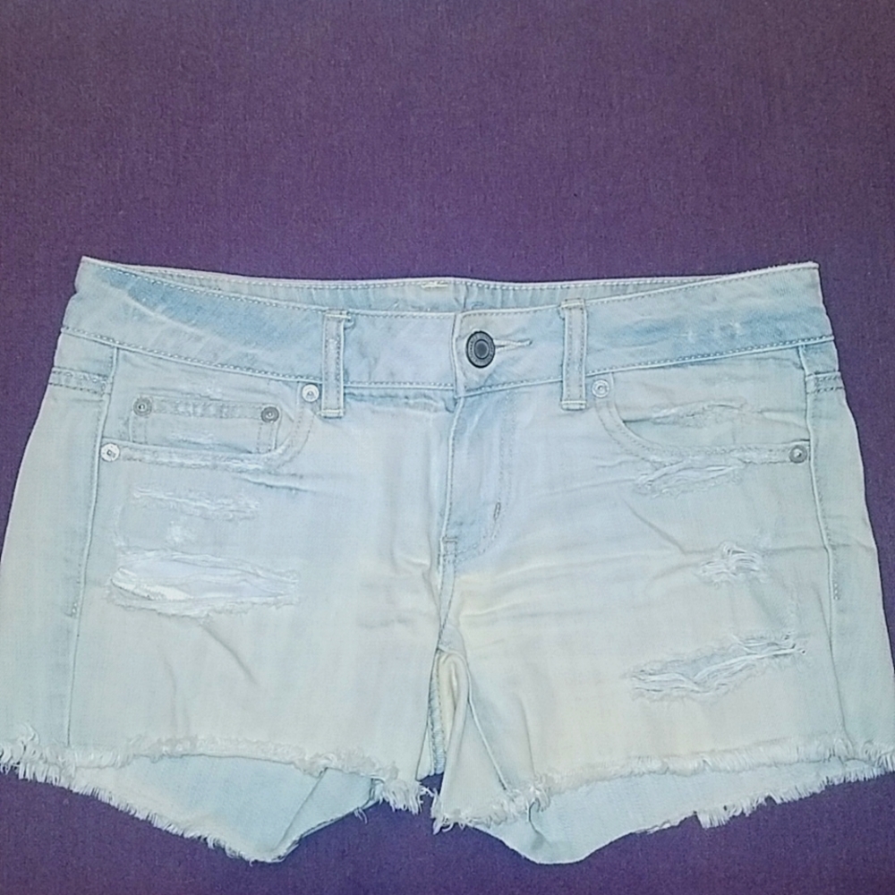 American Eagle whitewashed size 6